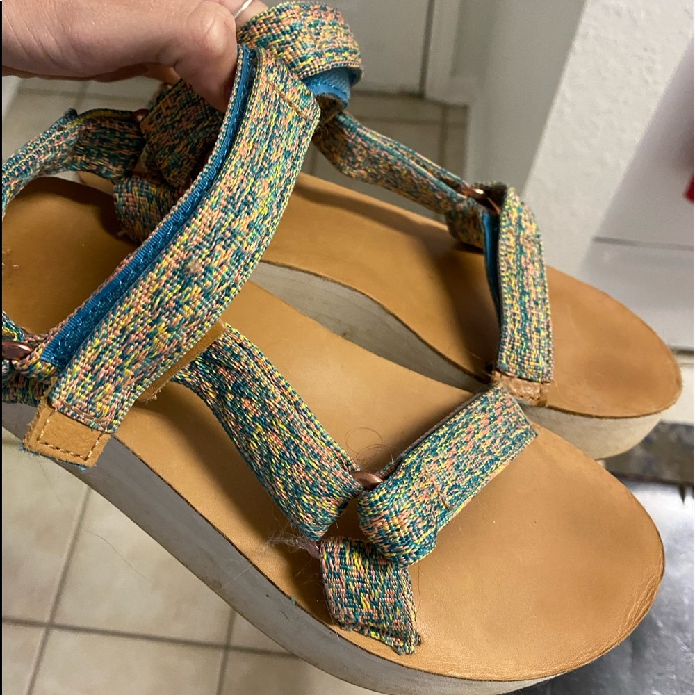 Teva Size 8 Platform Sandals